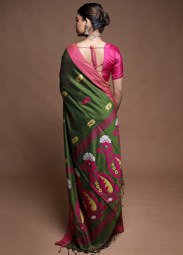 Green Cotton Saree With Blouse Piece