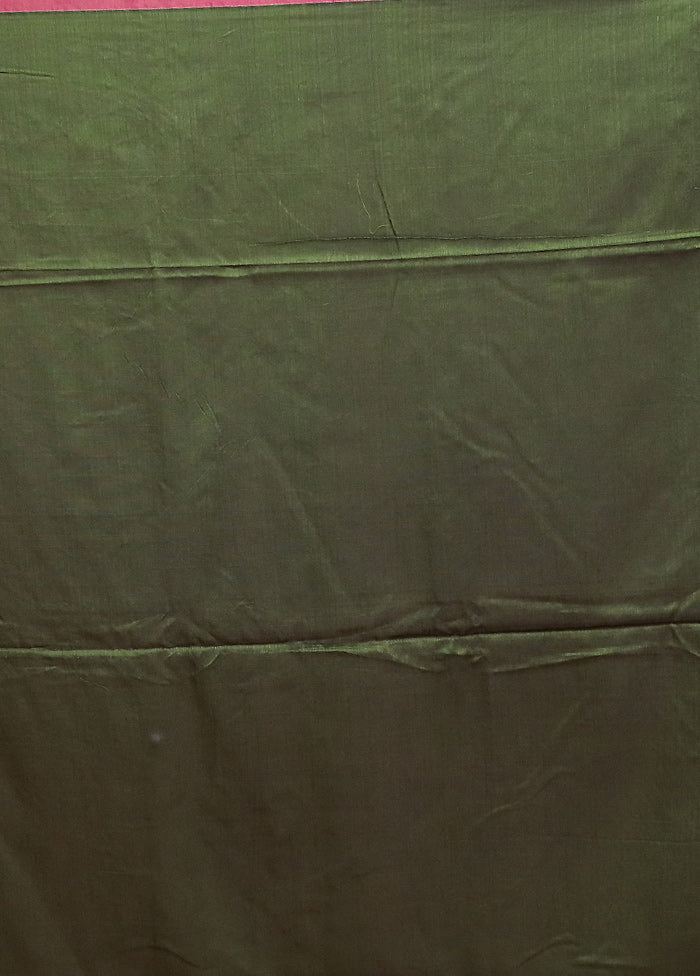 Green Cotton Saree With Blouse Piece