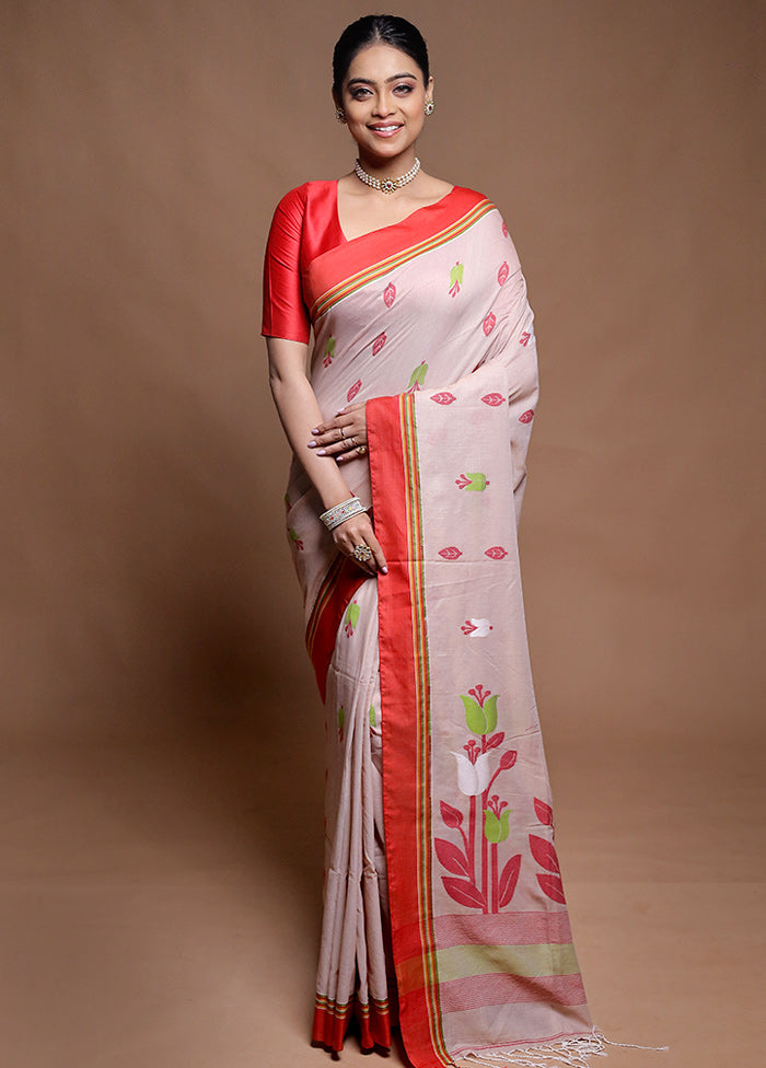 Cream Pure Cotton Saree With Blouse Piece