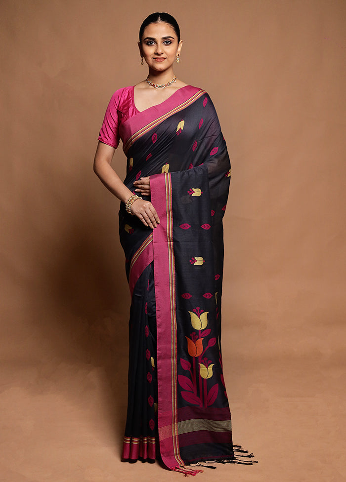 Grey Pure Cotton Saree With Blouse Piece
