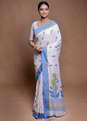 White Pure Cotton Saree With Blouse Piece