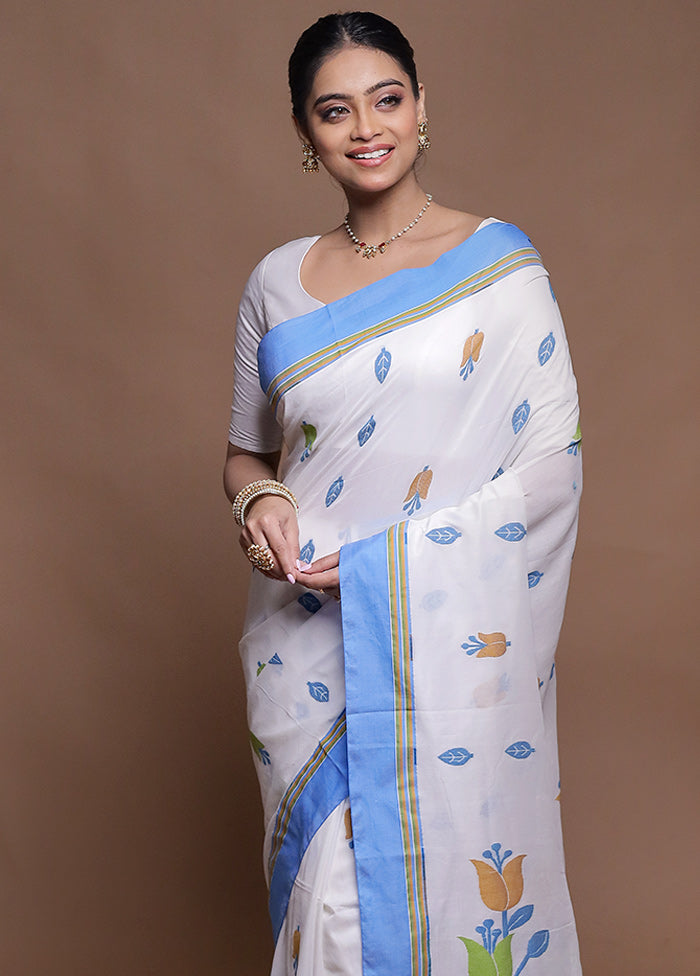 White Pure Cotton Saree With Blouse Piece