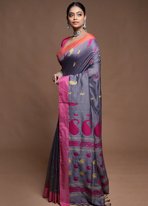 Grey Pure Cotton Saree With Blouse Piece