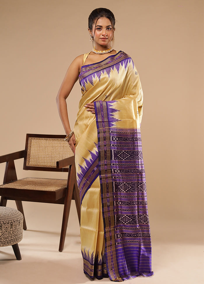 Cream Handloom Ikkat Pure Silk Saree With Blouse Piece