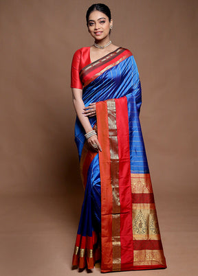 Blue Handloom Kanchipuram Pure Silk Saree With Blouse Piece