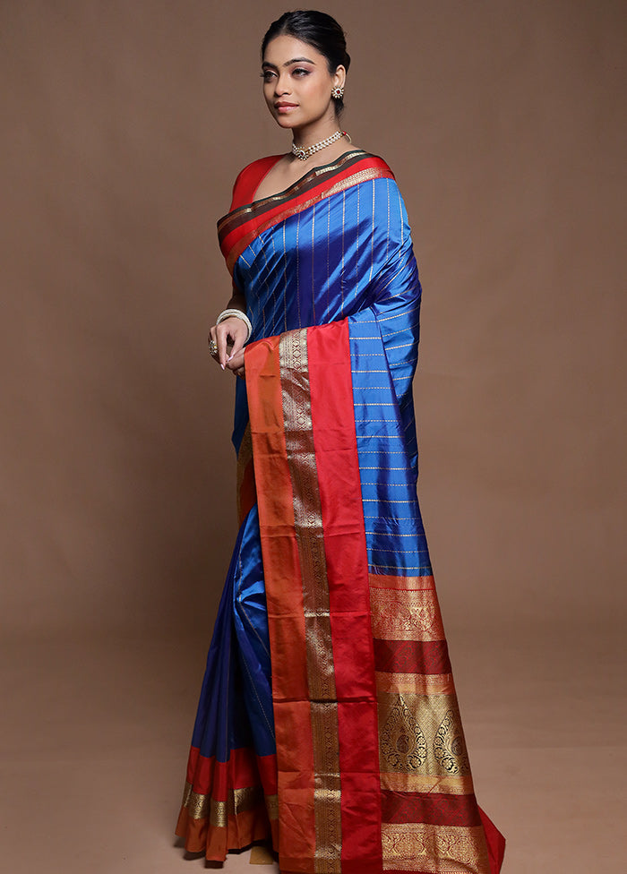 Blue Handloom Kanchipuram Pure Silk Saree With Blouse Piece
