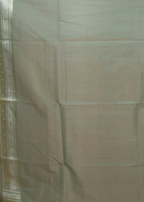Green Kora Silk Saree With Blouse Piece