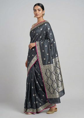 Black Katan Silk Saree With Blouse Piece
