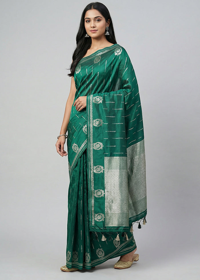 Green Dupion Silk Saree With Blouse Piece