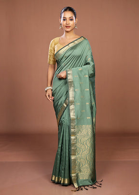 Green Kanjivaram Silk Saree With Blouse Piece