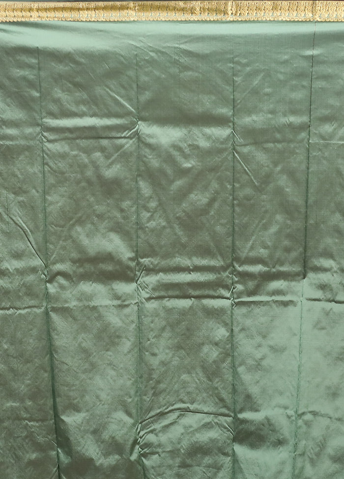 Green Kanjivaram Silk Saree With Blouse Piece