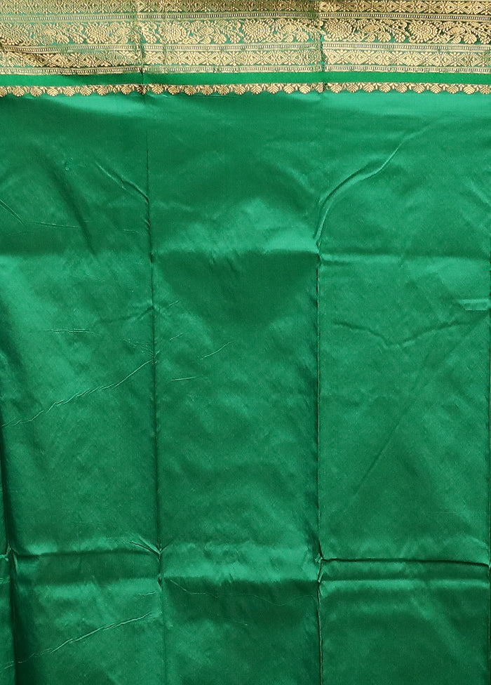 Yellow Handloom Kanjivaram Pure Silk Saree With Blouse Piece