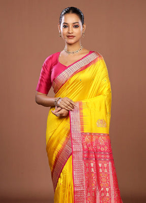Yellow Handloom Bomkai Pure Silk Saree With Blouse Piece