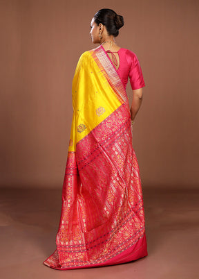 Yellow Handloom Bomkai Pure Silk Saree With Blouse Piece