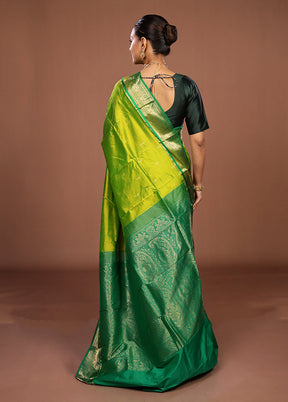 Green Handloom Kanjivaram Pure Silk Saree With Blouse Piece