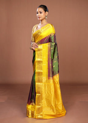 Green Handloom Kanjivaram Pure Silk Saree With Blouse Piece