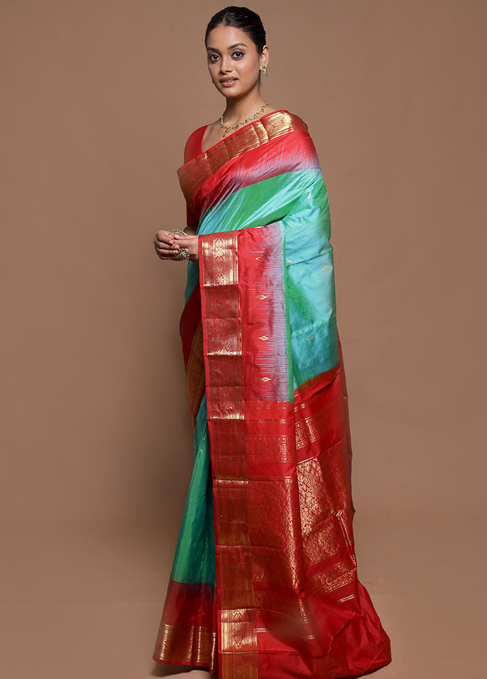 Green Handloom Kanjivaram Pure Silk Saree With Blouse Piece