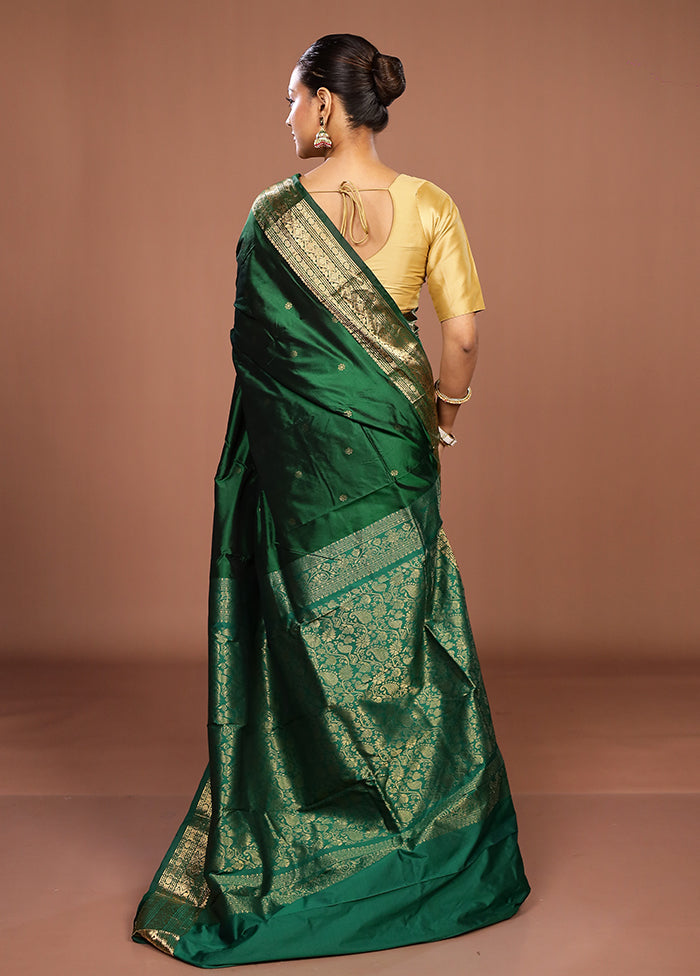 Green Handloom Kanjivaram Pure Silk Saree With Blouse Piece