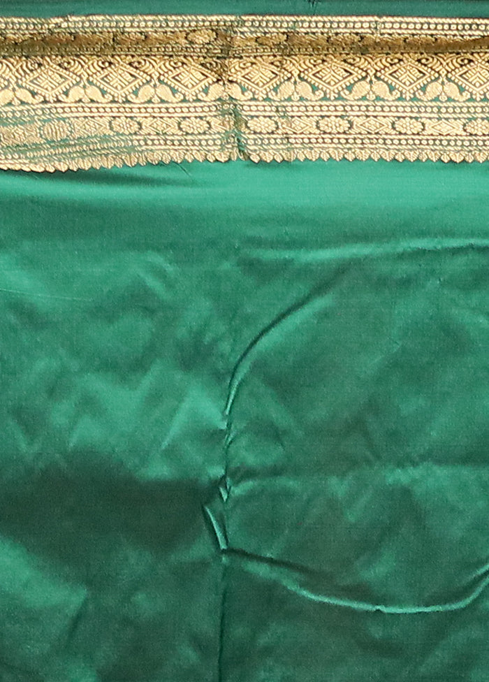 Green Handloom Kanjivaram Pure Silk Saree With Blouse Piece
