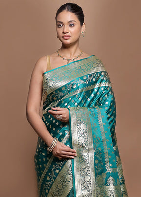 Green Banarasi Silk Saree With Blouse Piece