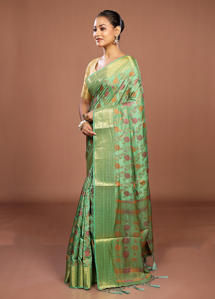Green Dupion Silk Saree With Blouse Piece