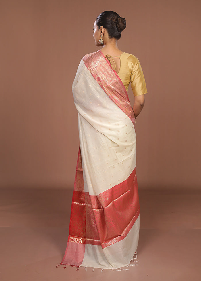 Cream Cotton Saree With Blouse Piece