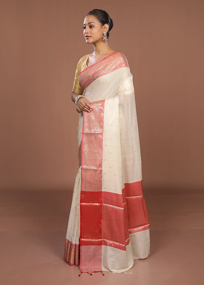 Cream Cotton Saree With Blouse Piece