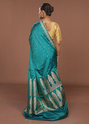 Green Banarasi Silk Saree With Blouse Piece