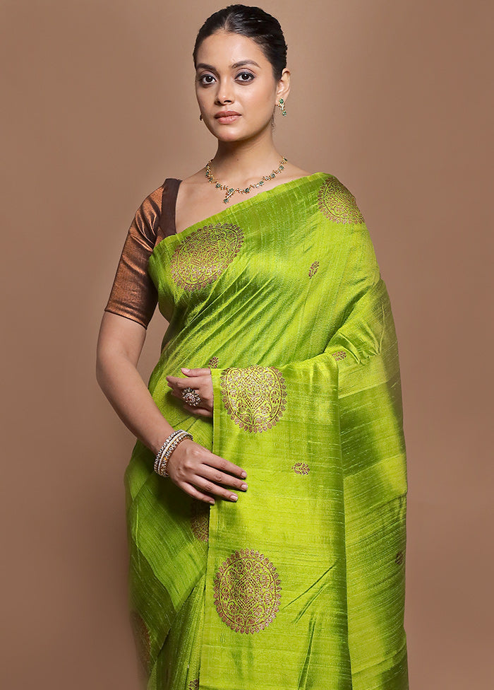 Green Handloom Tussar Pure Silk Saree With Blouse Piece