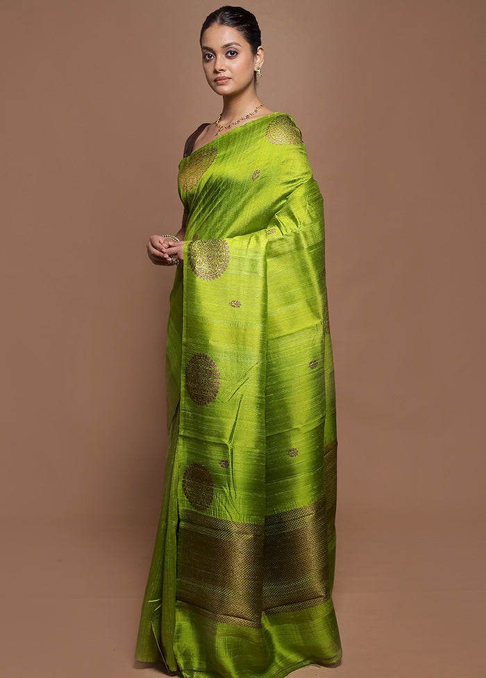 Green Handloom Tussar Pure Silk Saree With Blouse Piece