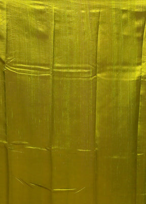 Green Handloom Tussar Pure Silk Saree With Blouse Piece