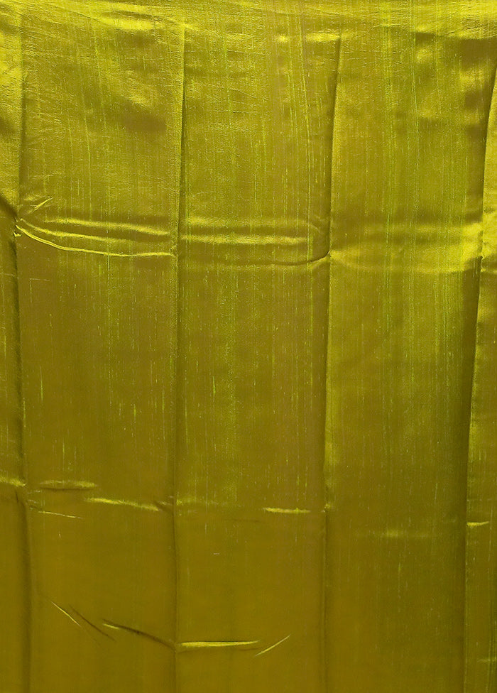 Green Handloom Tussar Pure Silk Saree With Blouse Piece