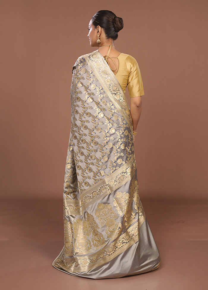 Grey Tanchoi Silk Saree With Blouse Piece