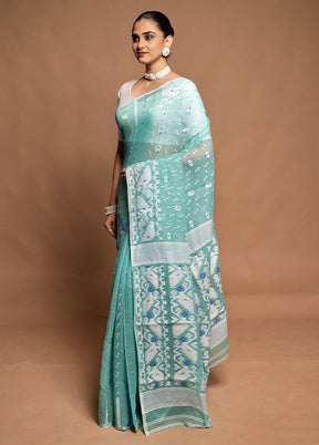 Green Tant Jamdani Saree Without Blouse Piece