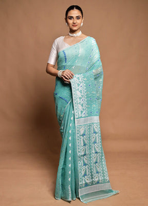 Green Tant Jamdani Saree Without Blouse Piece