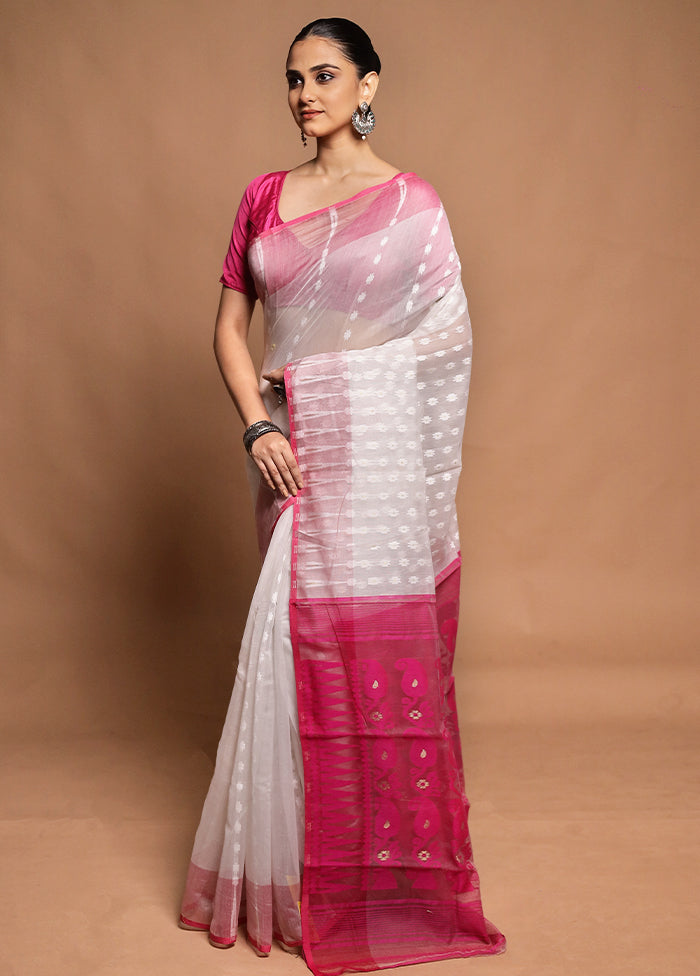 Pink Tant Jamdani Saree Without Blouse Piece