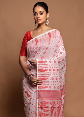 White Tant Jamdani Saree Without Blouse Piece