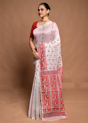 White Tant Jamdani Saree Without Blouse Piece