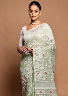 Green Tant Jamdani Saree Without Blouse Piece