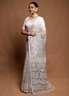 Grey Tant Jamdani Saree Without Blouse Piece