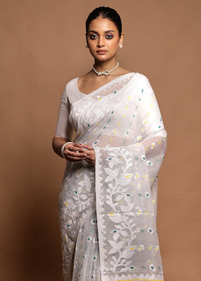 Grey Tant Jamdani Saree Without Blouse Piece