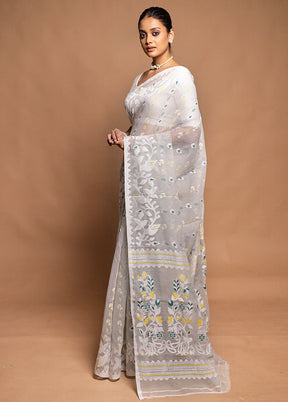 Grey Tant Jamdani Saree Without Blouse Piece
