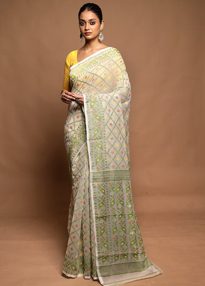 White Tant Jamdani Saree Without Blouse Piece