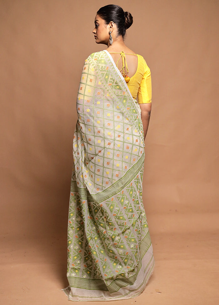 White Tant Jamdani Saree Without Blouse Piece