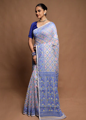 White Tant Jamdani Saree Without Blouse Piece