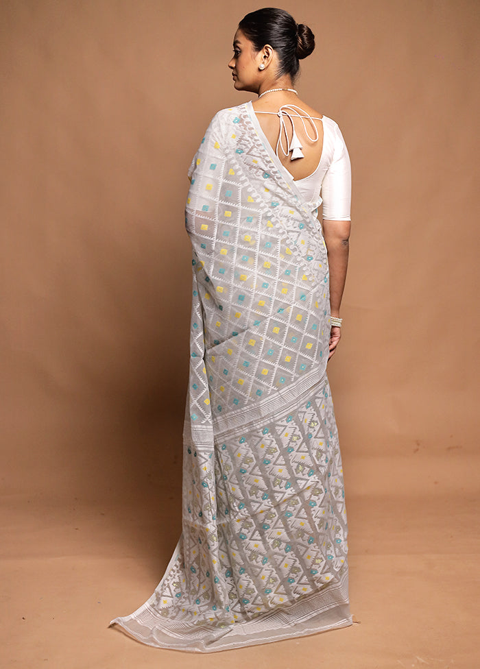 White Tant Jamdani Saree Without Blouse Piece