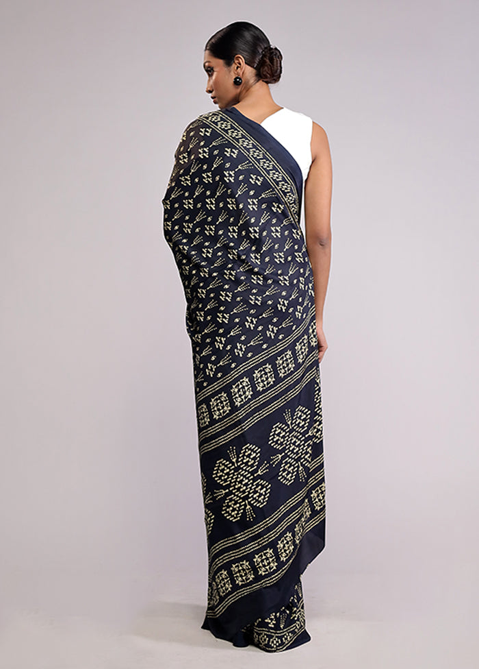 Blue Printed Silk Saree With Blouse Piece