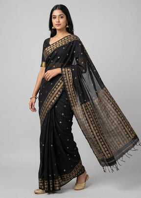 Multicolor Handloom Pure Cotton Saree With Blouse Piece