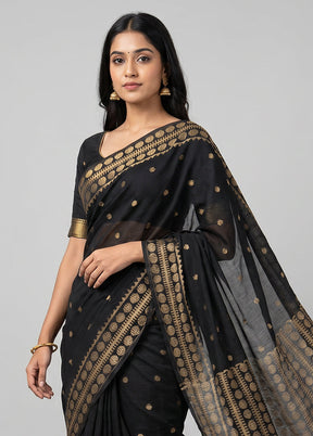 Multicolor Handloom Pure Cotton Saree With Blouse Piece