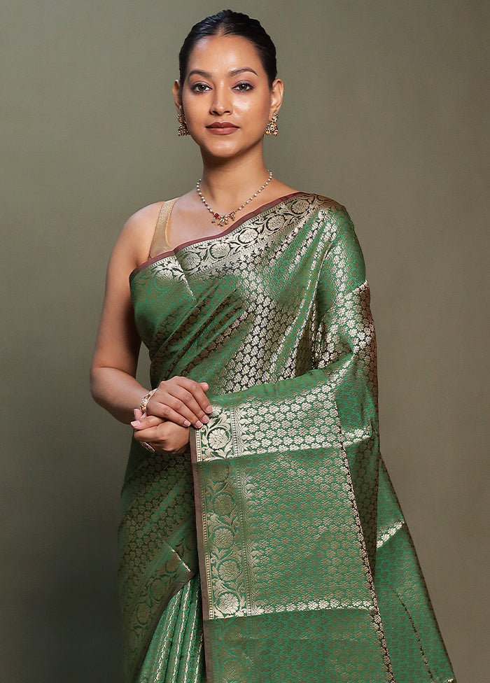 Green Kora Silk Saree With Blouse Piece